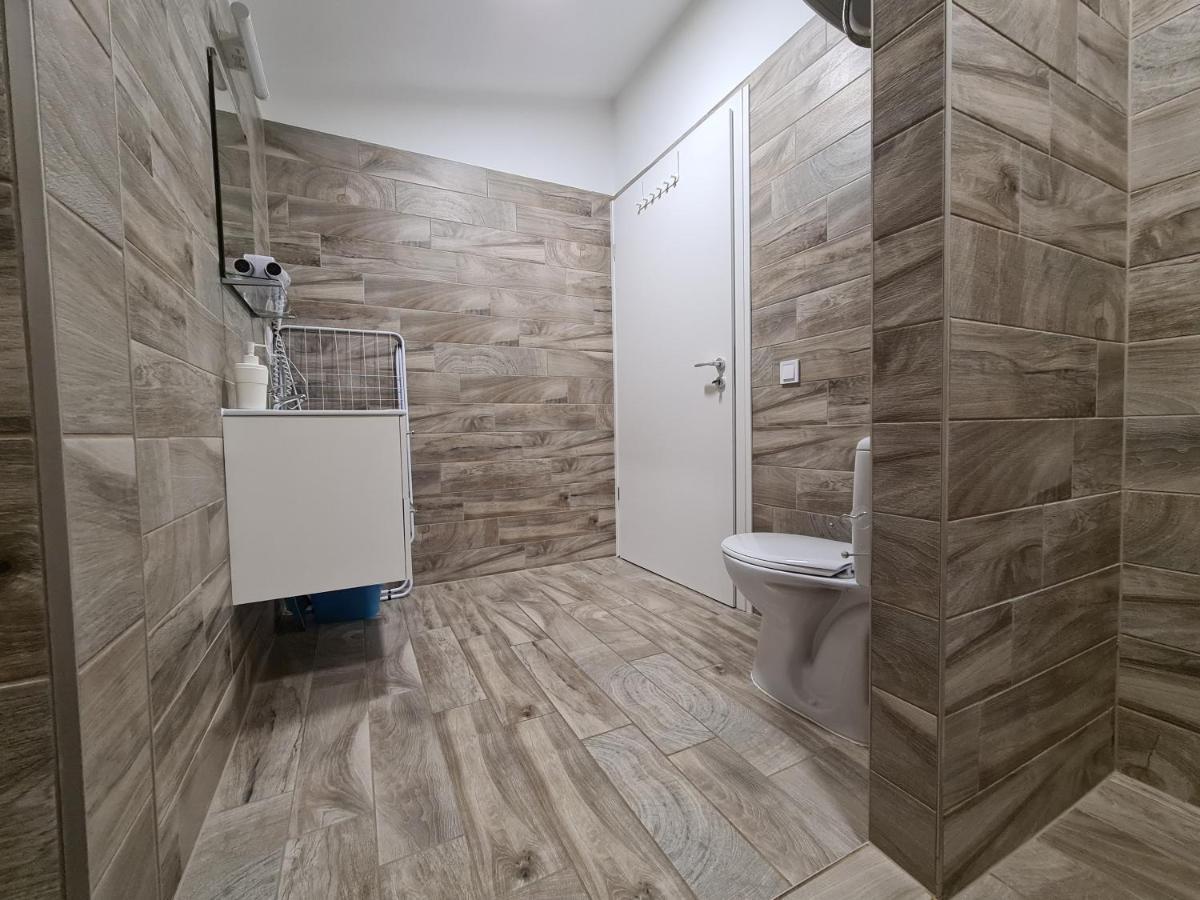 Surman Apartmanok Siófok Esterno foto