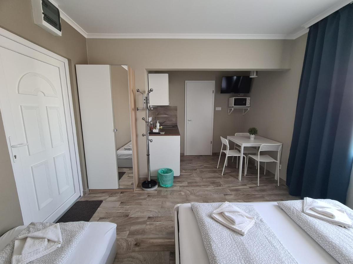 Surman Apartmanok Siófok Esterno foto